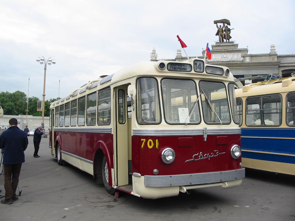 Москва, СВАРЗ МТБЭС № 701; Москва — Выставка у Главного входа ВВЦ 12 июня 2003