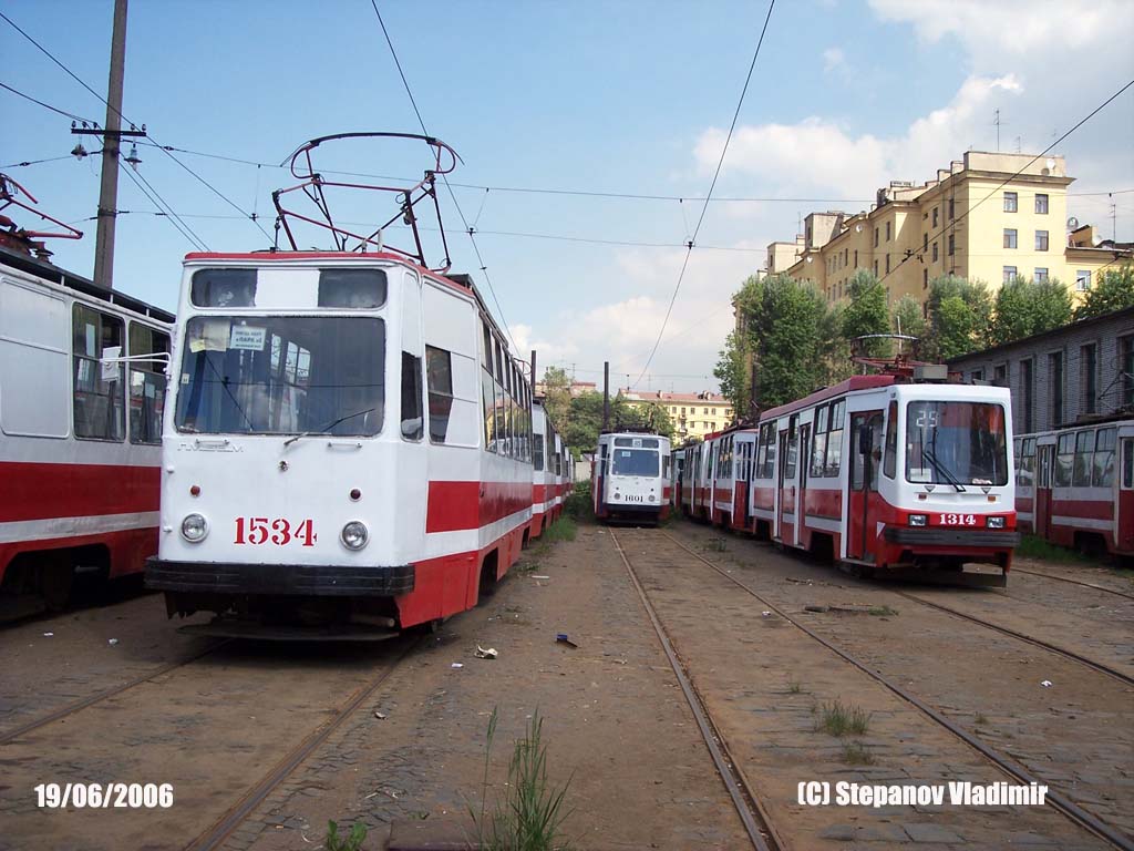 Санкт-Петербург, ЛМ-68М № 1534
