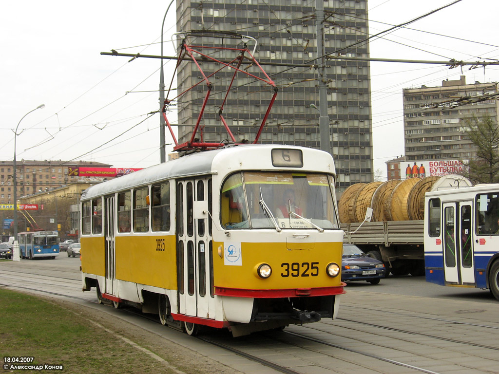 Москва, Tatra T3SU № 3925