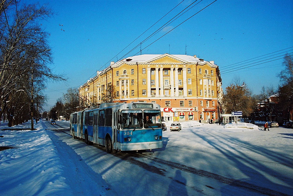 Екатеринбург, ЗиУ-683В01 № 304