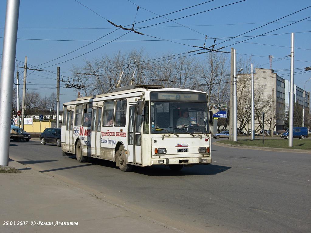 Великий Новгород, Škoda 14TrM (ВМЗ) № 16