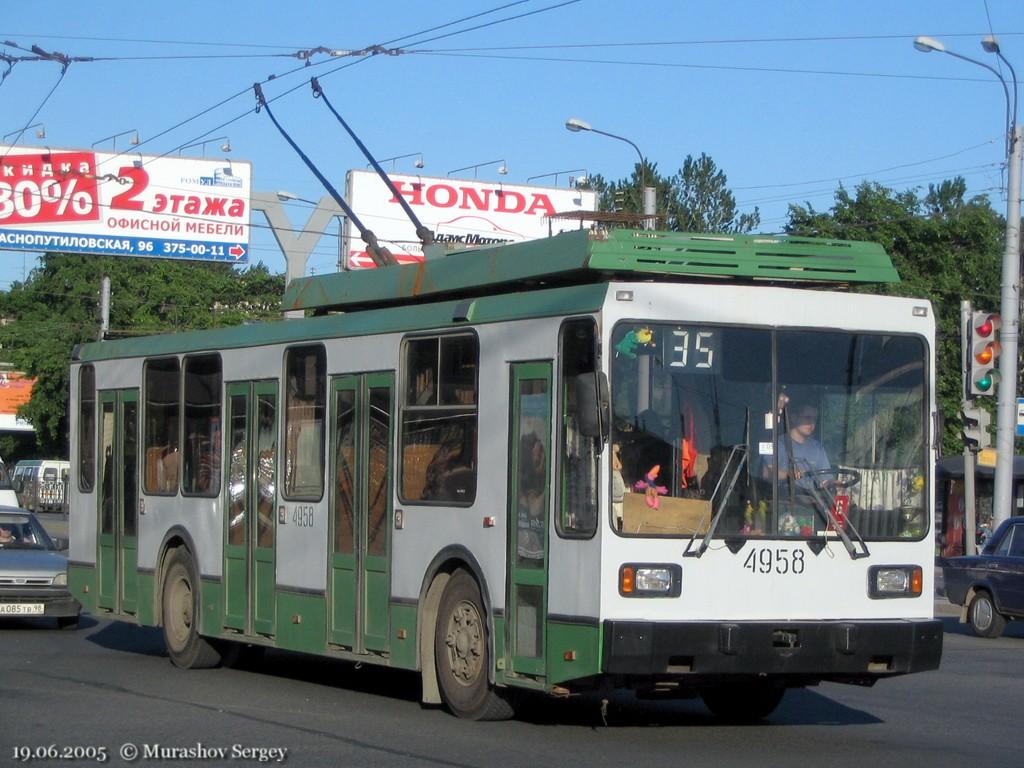 Санкт-Петербург, ПТЗ-5283 № 4958