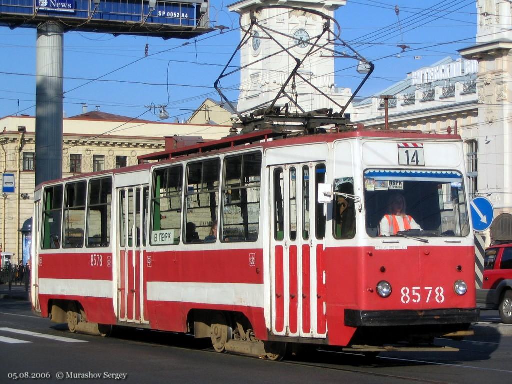Санкт-Петербург, ЛМ-68М № 8578