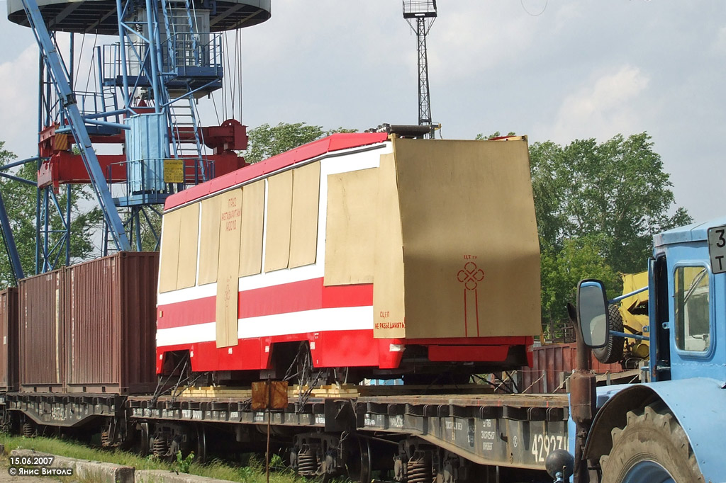 Тверь, 71-134А (ЛМ-99АЭН) № 172; Тверь — 06.2007 — Прибытие вагонов ЛМ-99АЭНМ