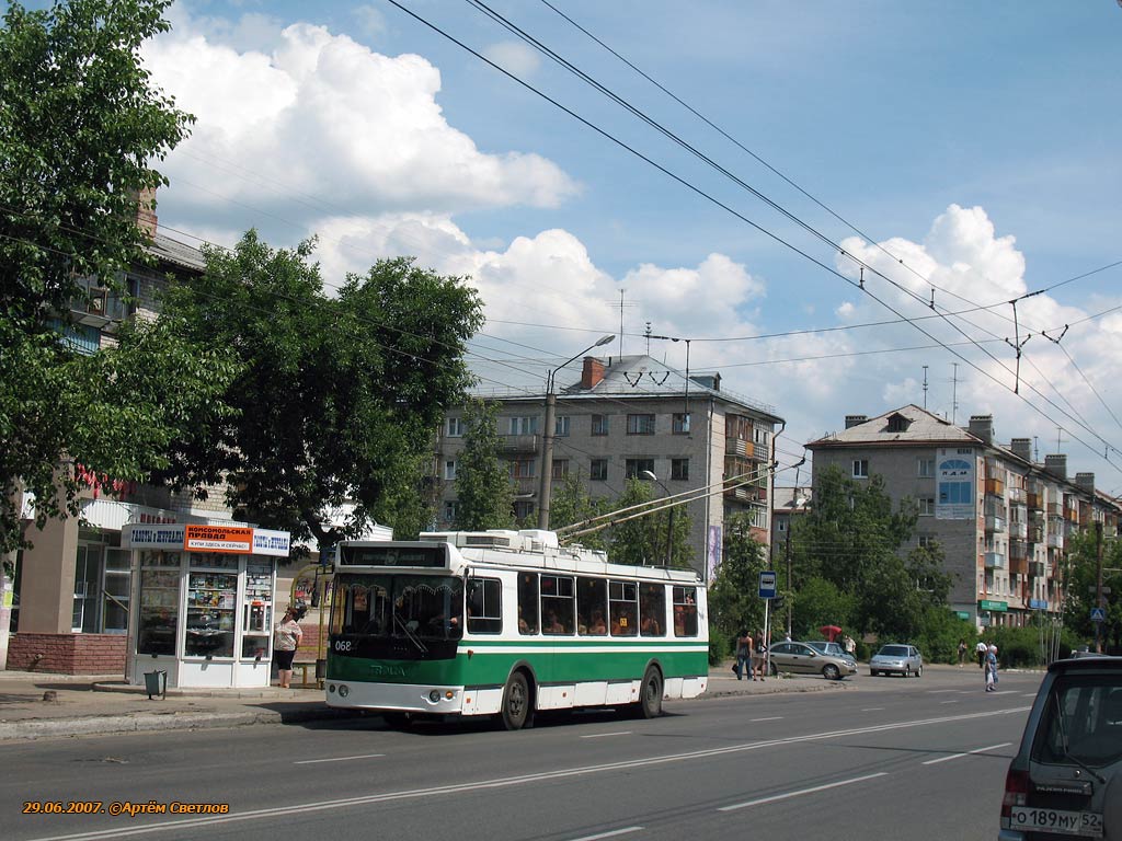 捷爾任斯克, ZiU-682G-016.02 # 068