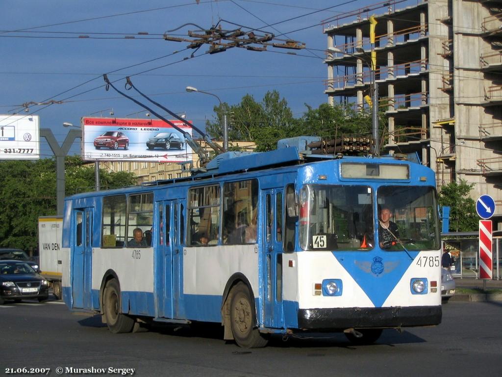 Санкт-Петербург, ЗиУ-682В № 4785