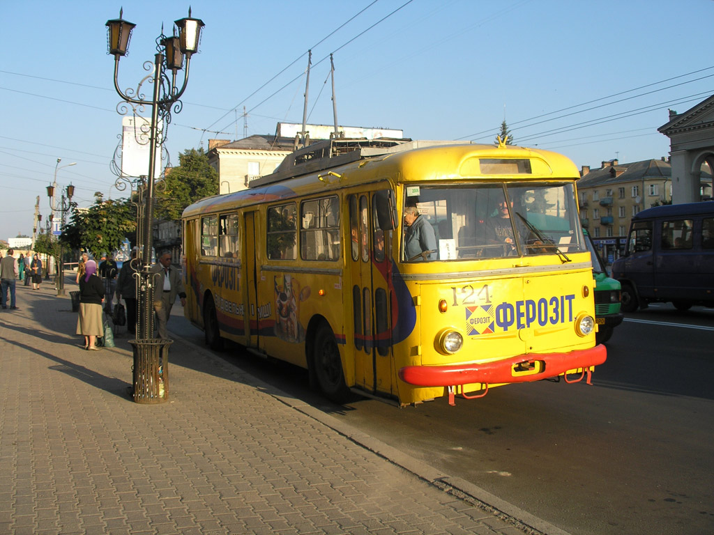 Ровно, Škoda 9TrHT28 № 124