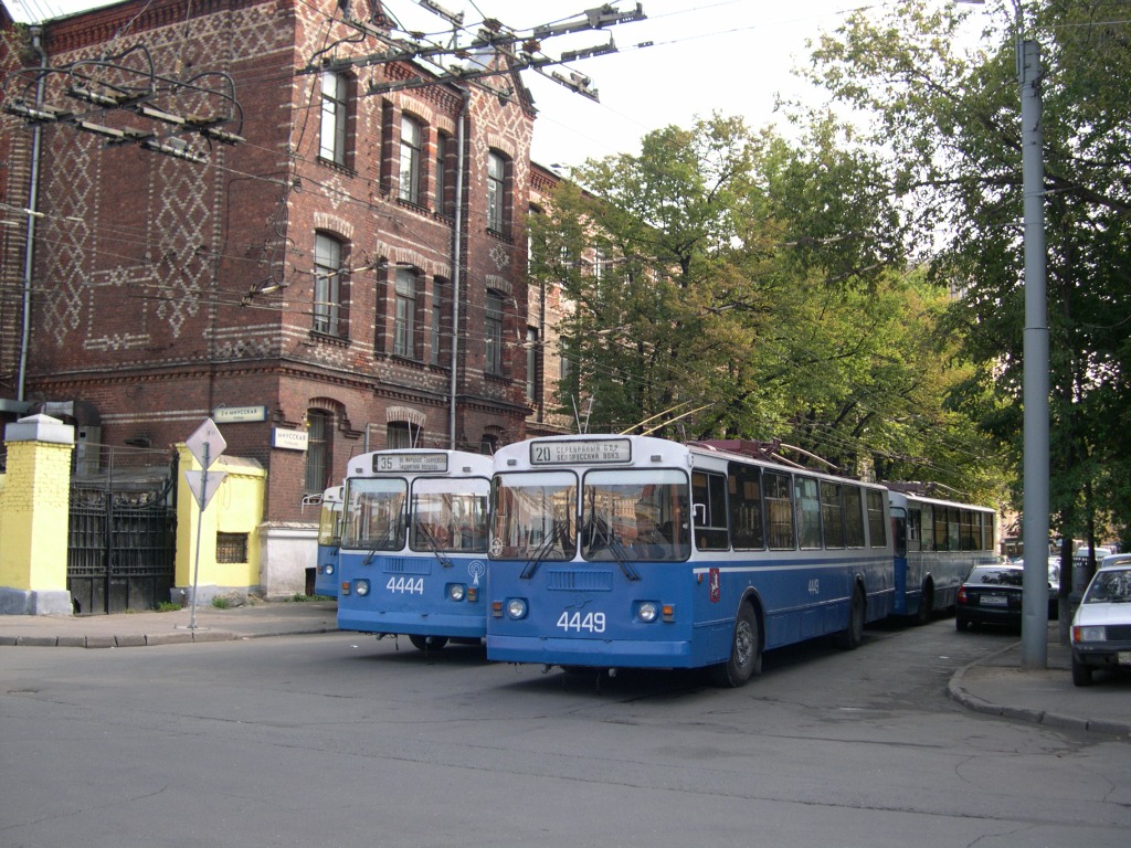 Москва, ЗиУ-682Г-016  [Г0М] № 4449