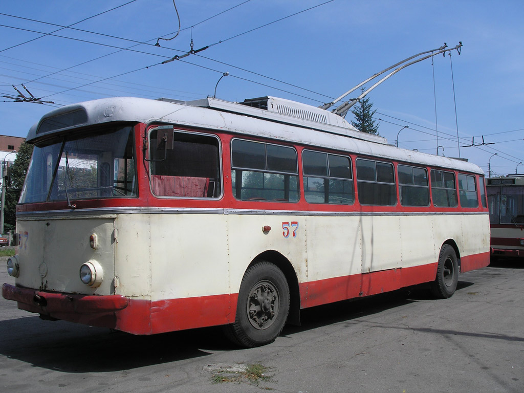 Ровно, Škoda 9Tr21 № 057
