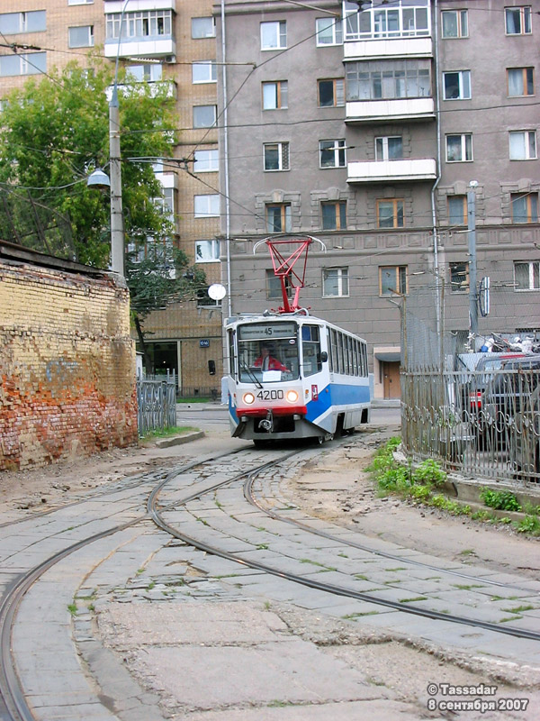 Москва, 71-608КМ № 4200