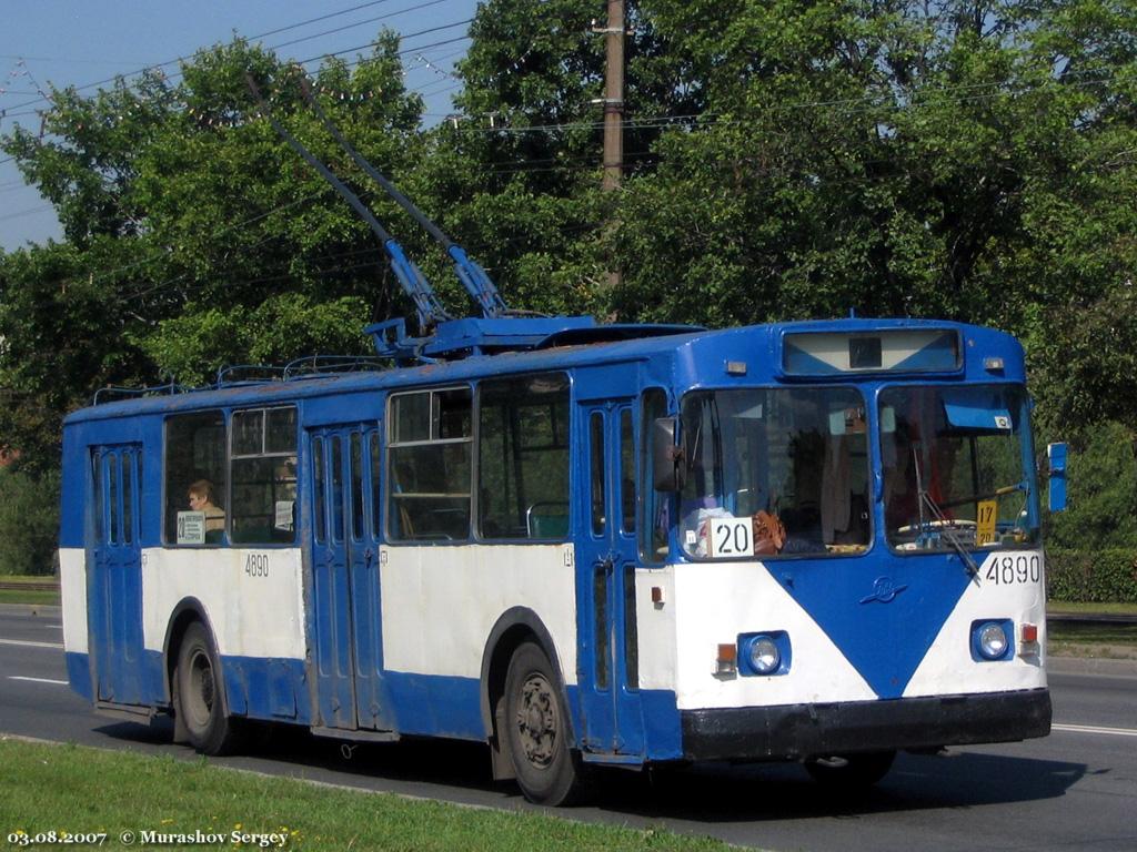 Санкт-Петербург, ЗиУ-682В-012 [В0А] № 4890