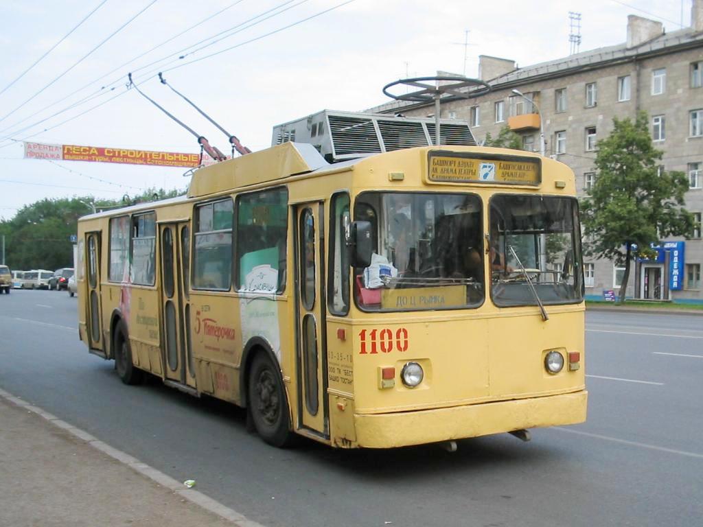 Уфа, БТЗ-52011 № 1100