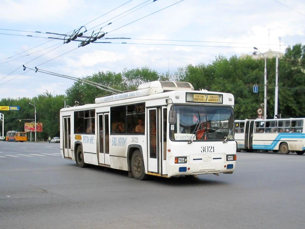 Уфа, БТЗ-52761Р № 3021
