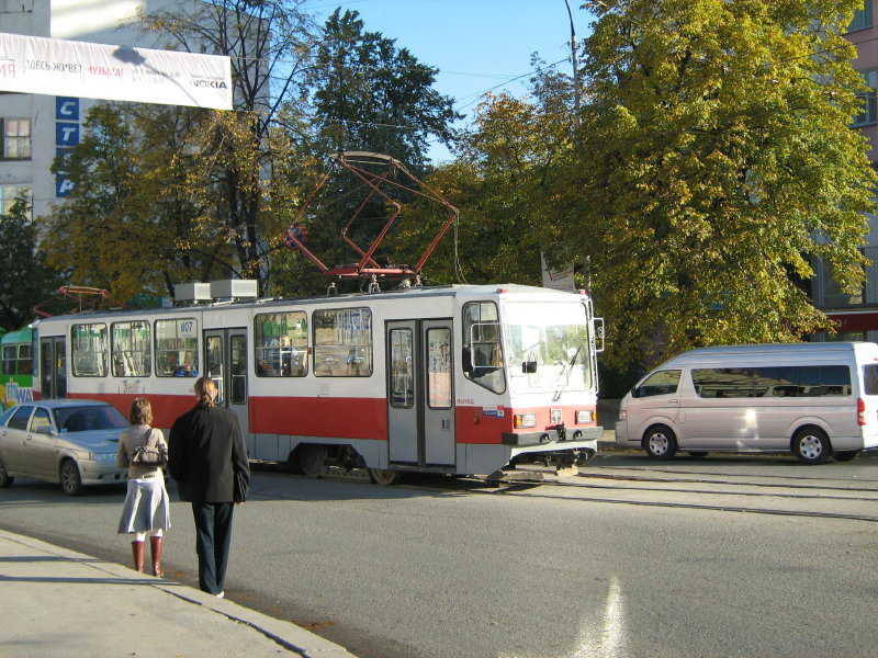 Jekaterinburg, 71-402 № 807 Jekaterinburg, 71-402 № 807