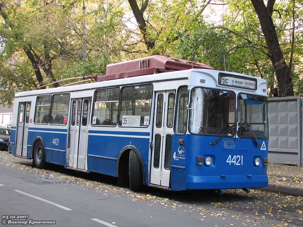 Москва, ЗиУ-682ГМ1 № 4421