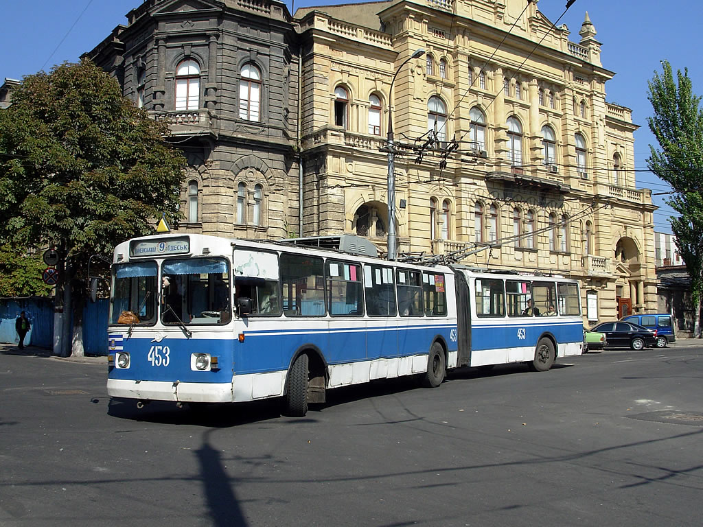 Cherson, ZiU-683V01 Br. 453