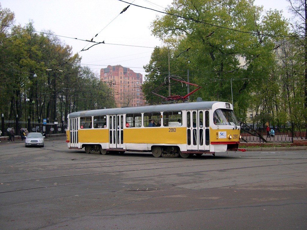 Moscow, Tatra T3SU № 2810