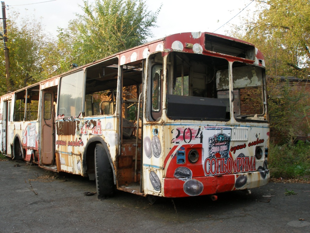 Владивосток, ЗиУ-682Г [Г00] № 204