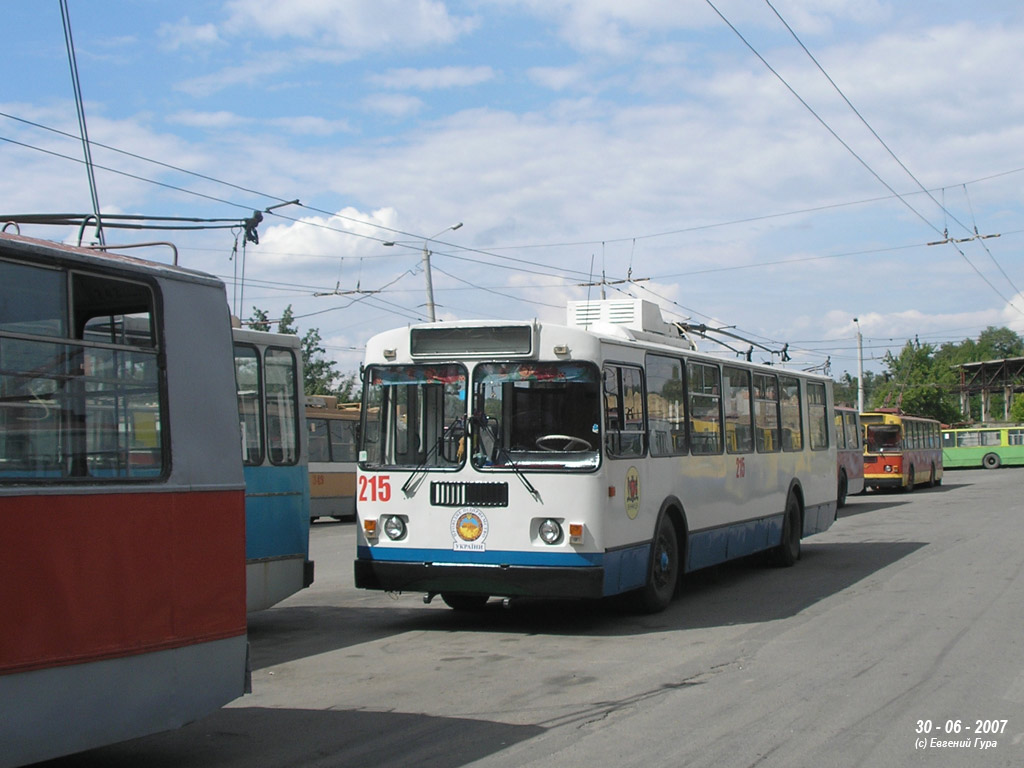 Vinicija, ZiU-682G-016 (012) Br. 215