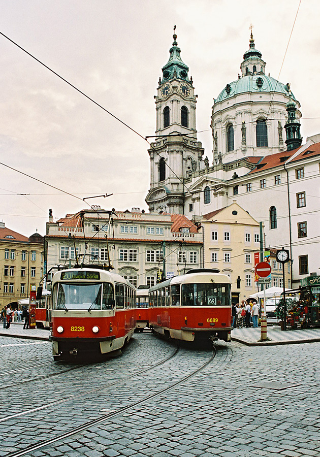Прага, Tatra T3R.P № 8238; Прага, Tatra T3 № 6689