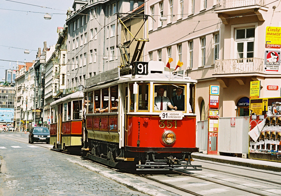 Prága, Ringhoffer DSM — 351