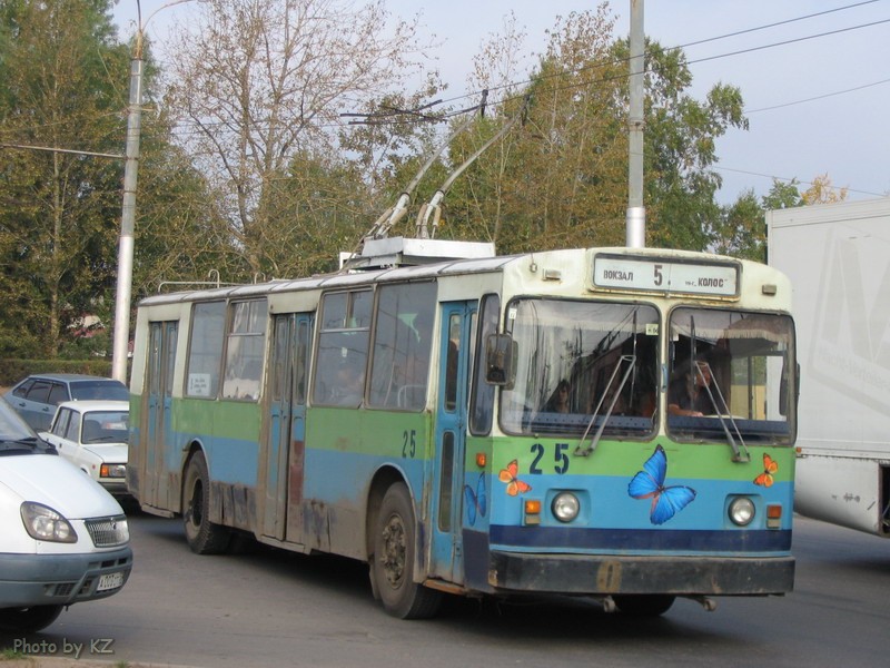Великий Новгород, ЗиУ-682 (ВМЗ) № 25