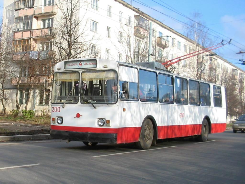 Йошкар-Ола, ЗиУ-682В [В00] № 200