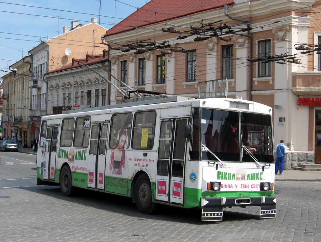 Tšernivtsi, Škoda 14Tr89/6 # 306