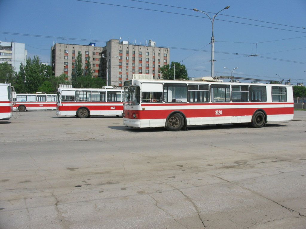 Самара, ЗиУ-682В-012 [В0А] № 3120; Самара — Троллейбусное депо № 3