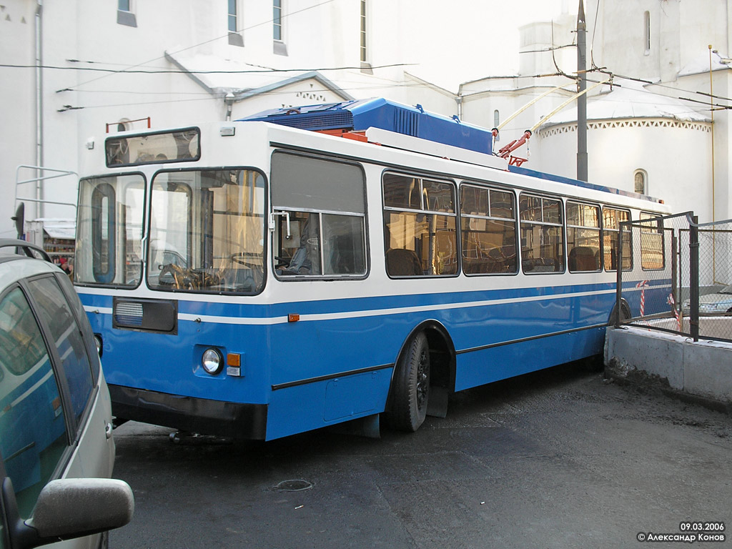 Москва, ЗиУ-682ГМ1 (с широкой передней дверью) № 6329