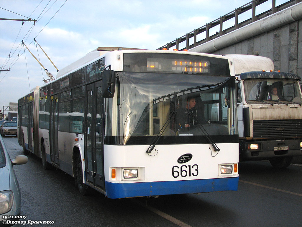 Moskau, VMZ-62151 “Premier” Nr. 6613