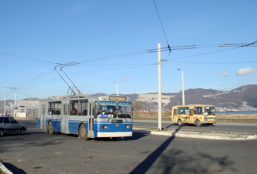 Novorossiysk, ZiU-682G-012 [G0A] č. 24; Novorossiysk — Terminus stations