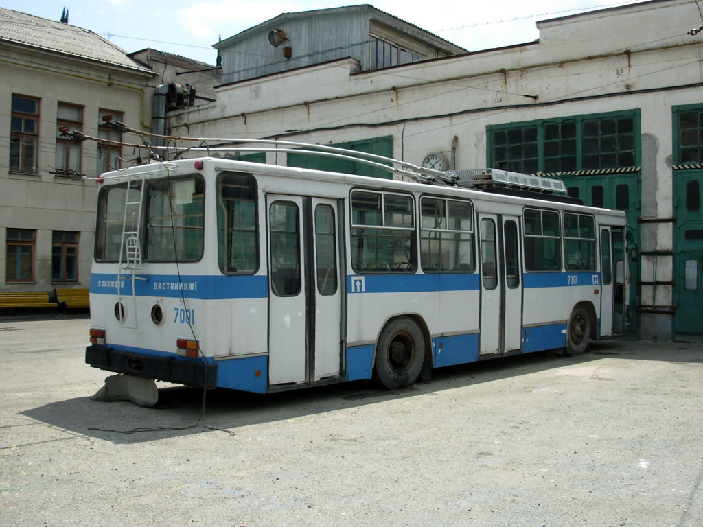 Krymo troleibusai, YMZ T2 nr. 7001