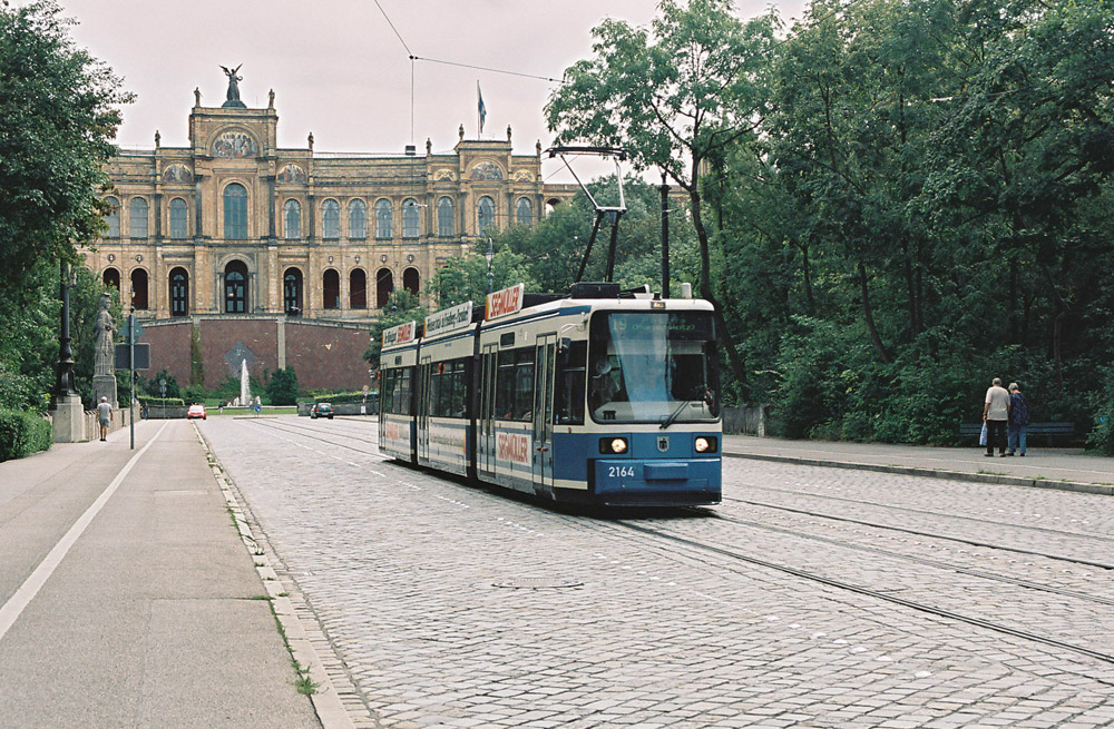 Munich, Adtranz R2.2 nr. 2164 Munich, Adtranz R2.2 nr. 2164