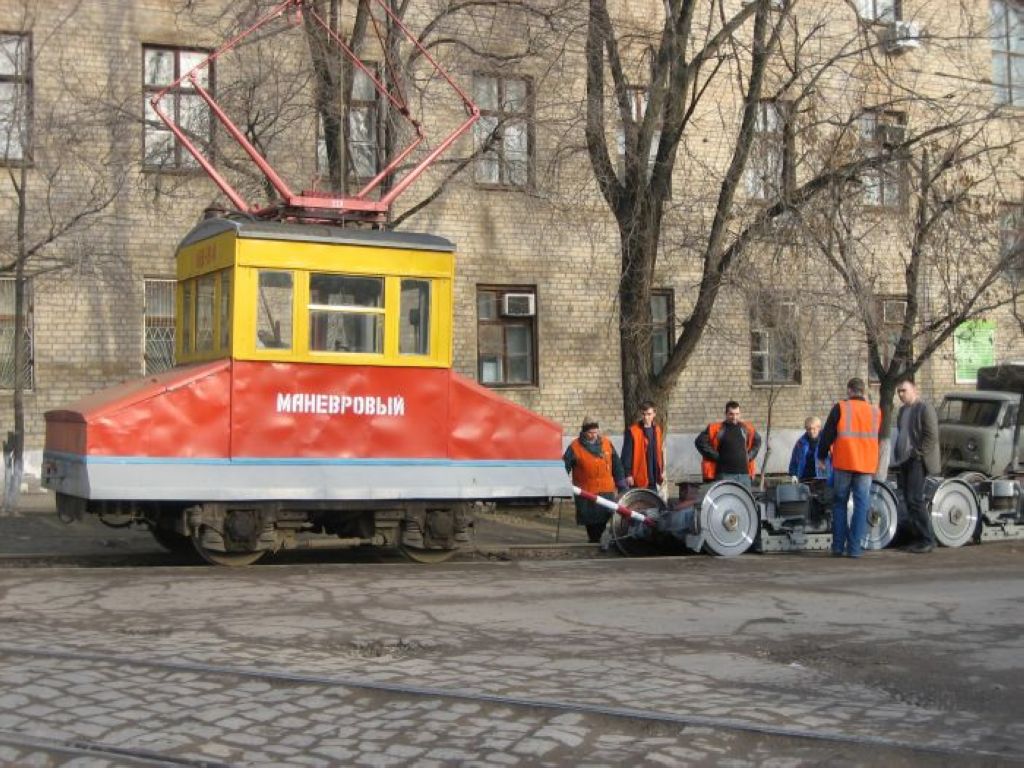 Volgograd, Electric locomotive N°. МВ-84; Volgograd — New tramcars
