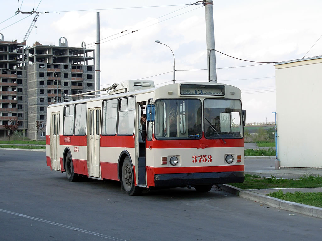 Кишинёв, ЗиУ-682В [В00] № 3753; Кишинёв — Конечные станции и диспетчерские