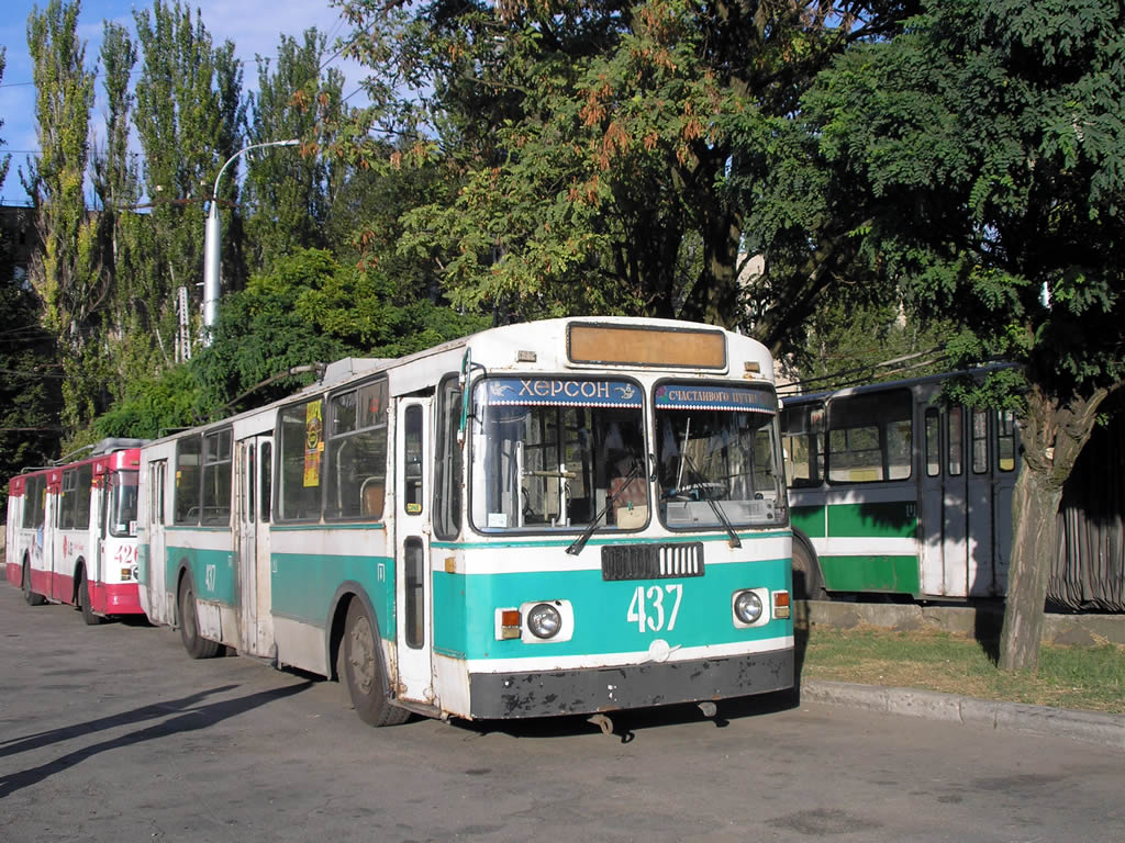 Херсон, ЗиУ-682Г [Г00] № 437