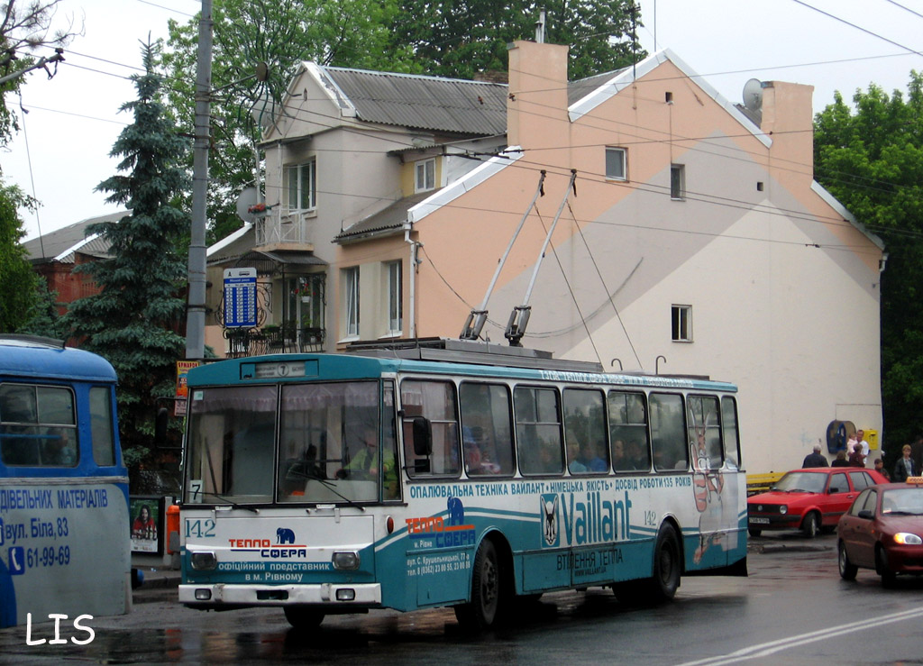 Ровно, Škoda 14Tr05 № 142
