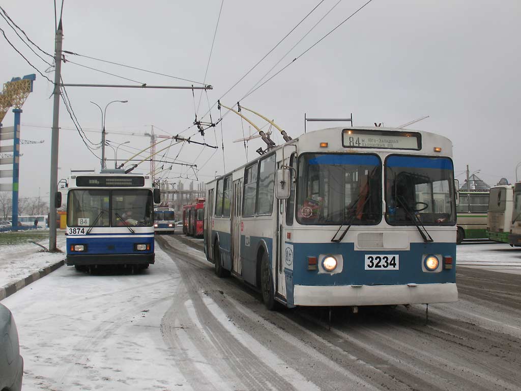 Москва, ЗиУ-682ГН № 3234