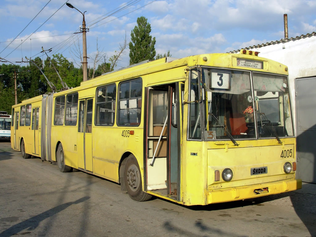 Крымский троллейбус, Škoda 15Tr02/6 № 4005