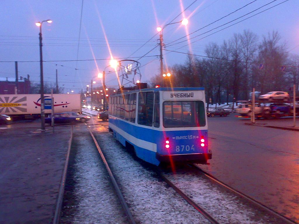 Санкт-Петербург, ЛМ-68М № 8704
