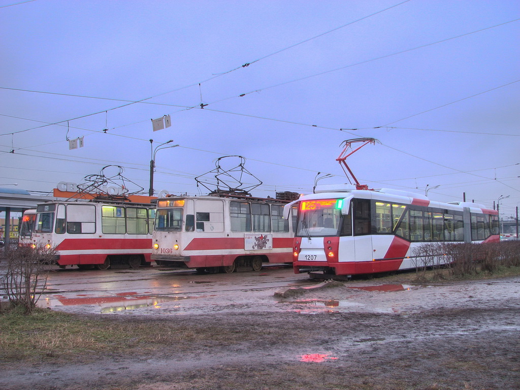 სანქტ-პეტერბურგი, 71-152 (LVS-2005) № 1207