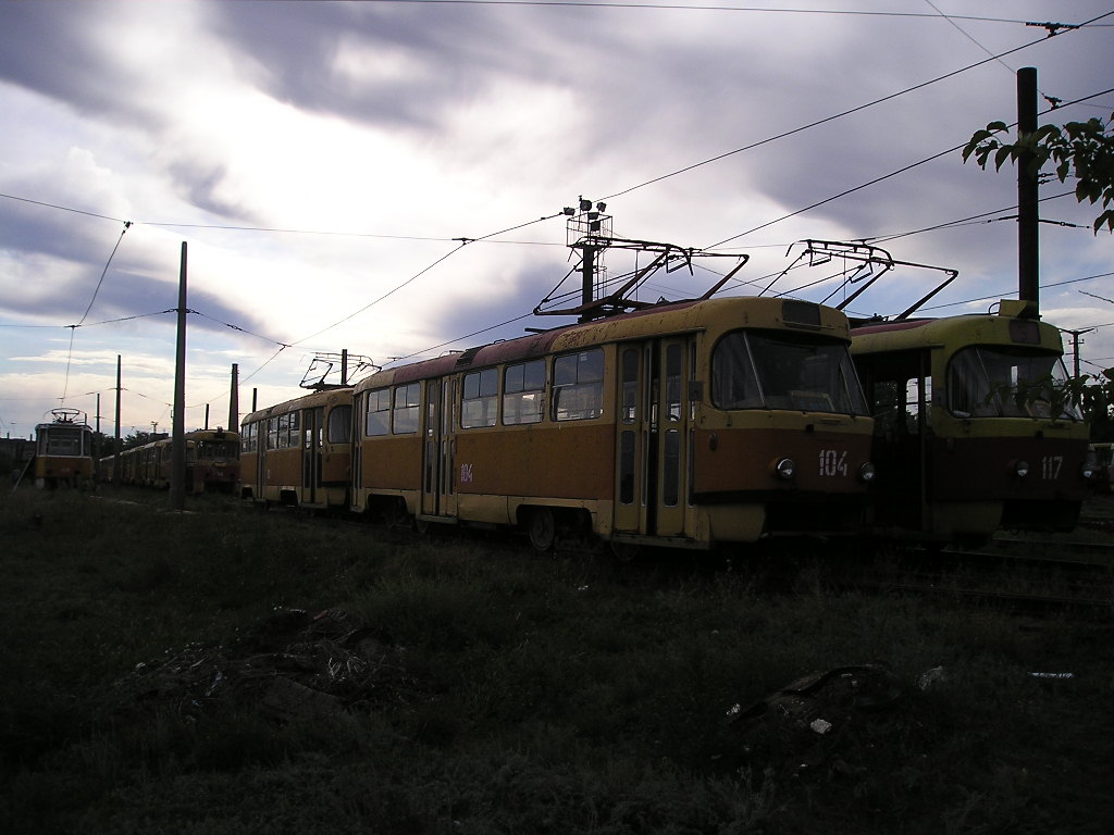 Волжский, Tatra T3SU № 104; Волжский, Tatra T3SU № 117; Волжский — Трамвайное депо