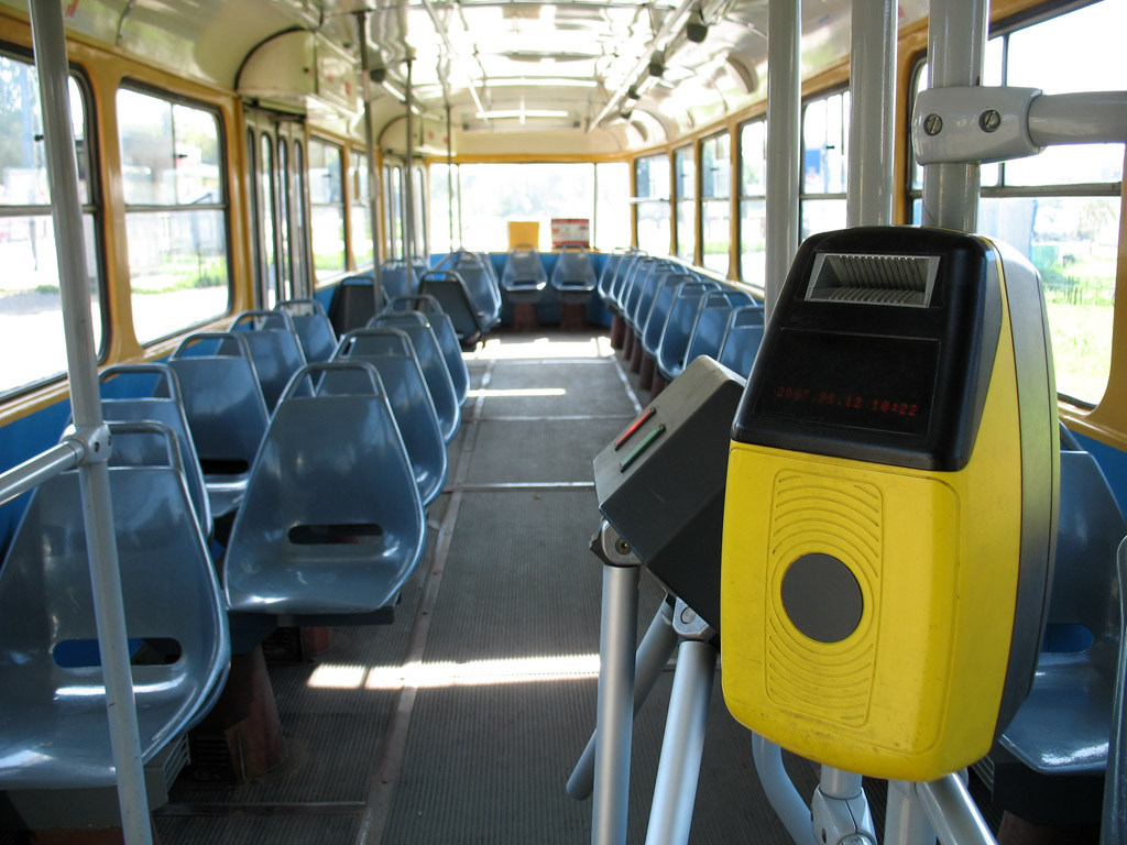 Москва, Tatra T3SU № 2805