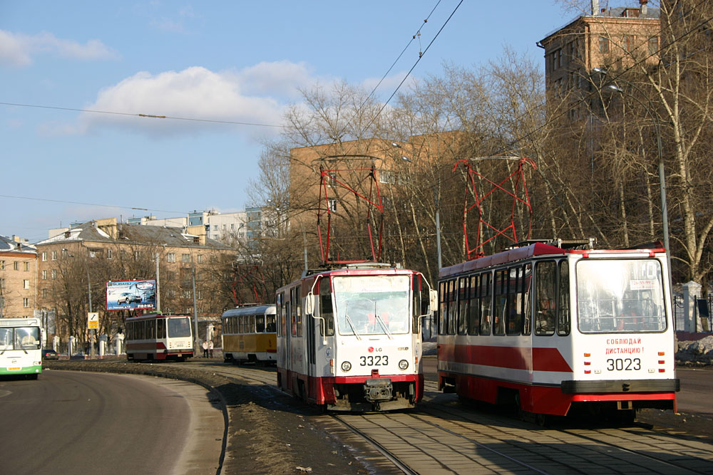 Москва, Tatra T7B5 № 3323; Москва, 71-134А (ЛМ-99АЭ) № 3023