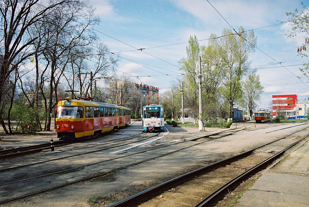 Волгоград, Tatra T3SU № 5759; Волгоград, Tatra T3SU № 5760; Волгоград, Tatra KT8D5 № 5834