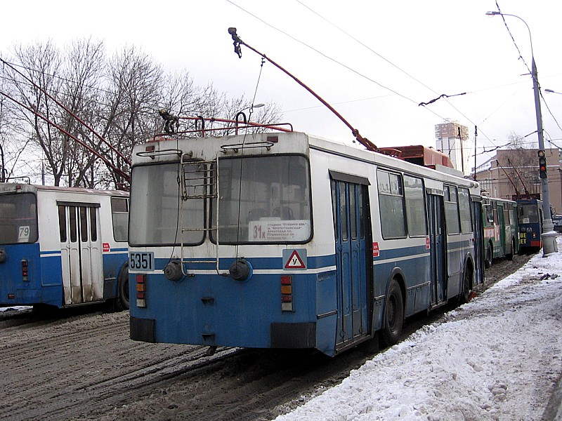 Москва, ЗиУ-682ГМ1 (с широкой передней дверью) № 5351