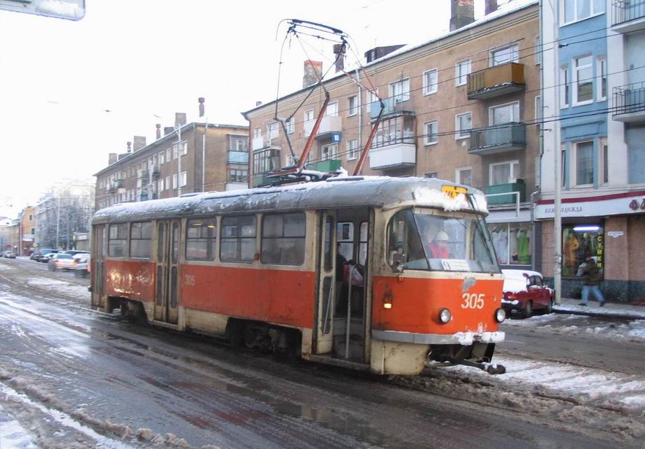Kaliningrad, Tatra T4SU # 305