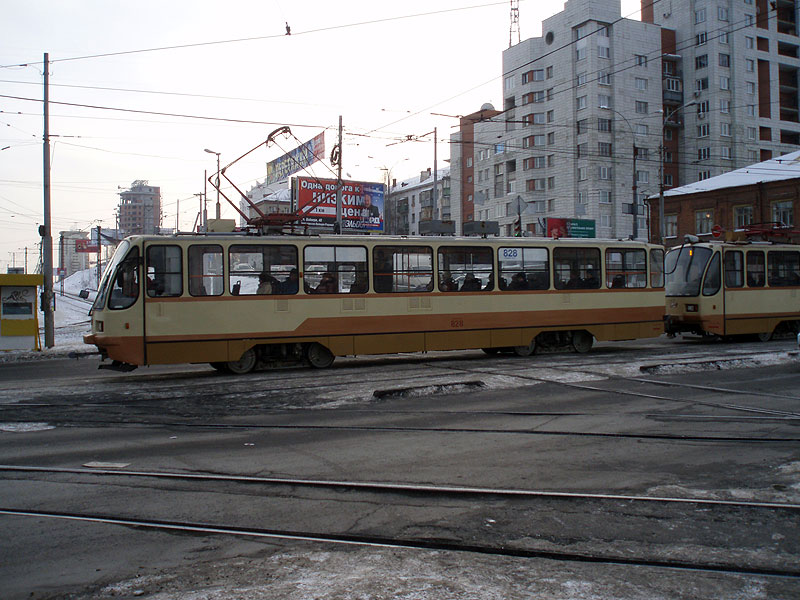 Екатеринбург, 71-403 № 828