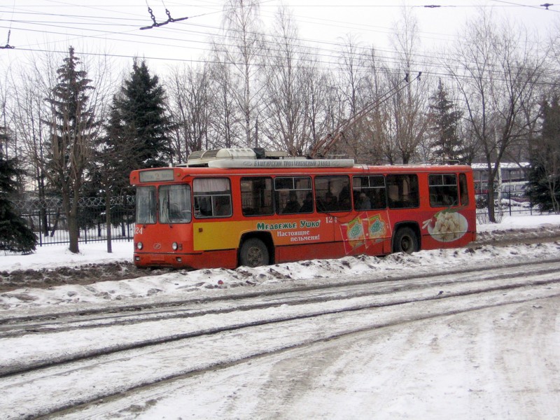 Тверь, БТЗ-5276-04 № 124